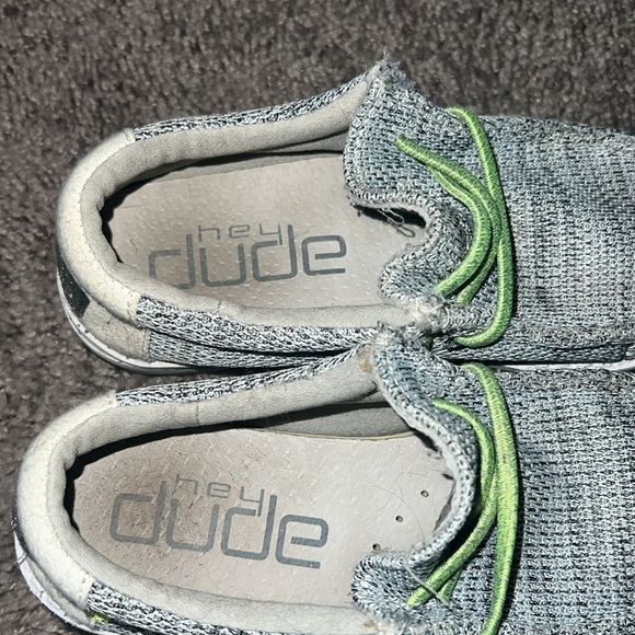 Hey Dude Wally Youth Slip On Shoes Size 12 - Picture 3 of 5